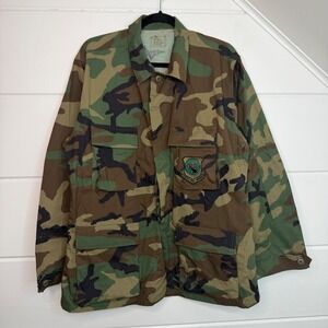 Army Camo Field Jacket Medium Regular "Deeds Not Words" Patch